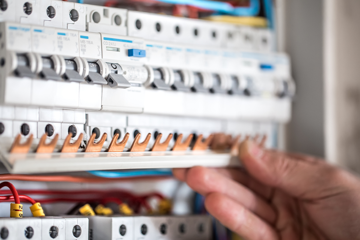 https://lrclimaelectric.com/wp-content/uploads/2026/02/IMG_Inicio_Servicios_9.png